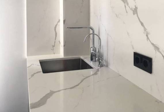 Столешница из кварцевого агломерата