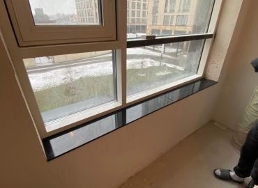 Подоконник акриловый, цвет черный