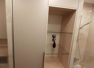 Шкаф и тумба в ванную комнату